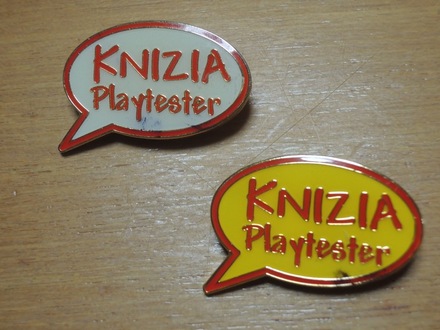 KniziaPinBadges2015.JPG