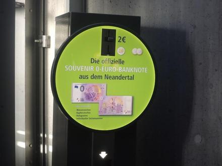 NealdelthalMuseum20191031.JPG